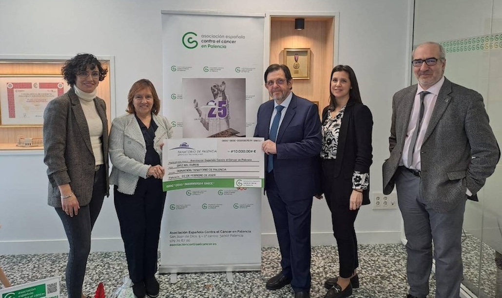 Esquelas.es | La Asociacin Contra el Cncer agradece la donacin de 10.000 euros que ha realizado Tanatorio de Palencia