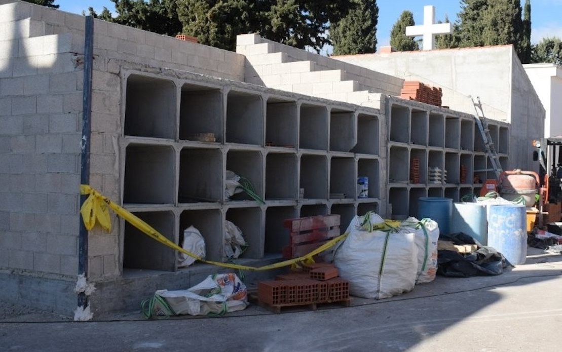 Esquelas.es | El cementerio de Mazarrn dispondr en abril de los primeros nichos de los 600 que se estn construyendo