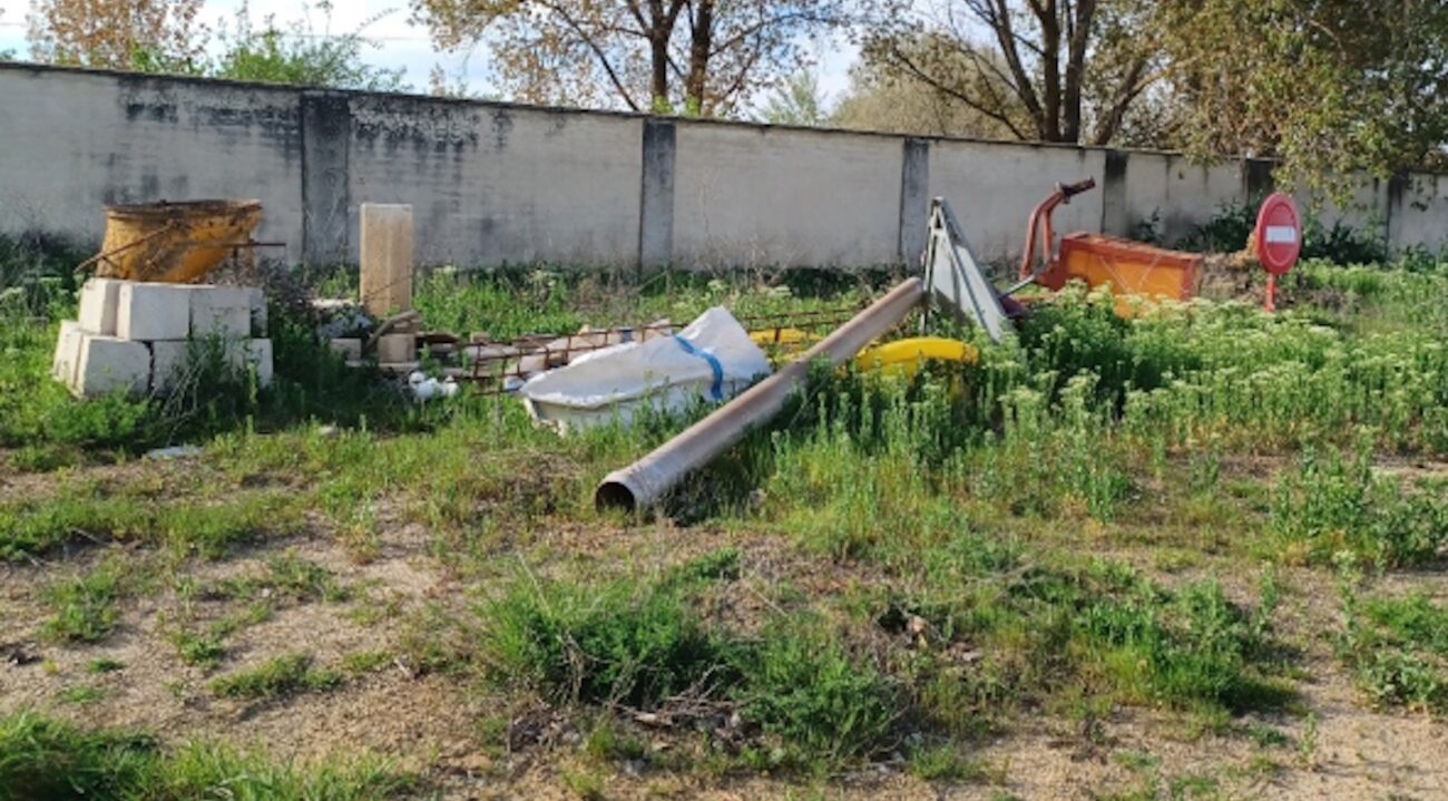 Esquelas.es | Unin del Pueblo Leons ve al cementerio de Sahagn en un preocupante estado de abandono