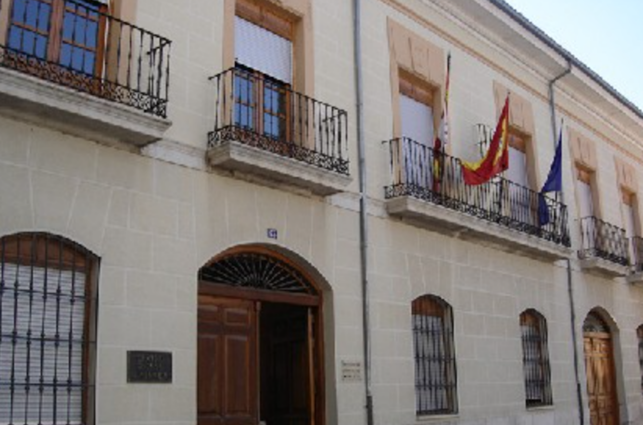 Esquelas.es | Licitan el servicio funerario de los cementerios de Peafiel, Aldeayuso y Mlida