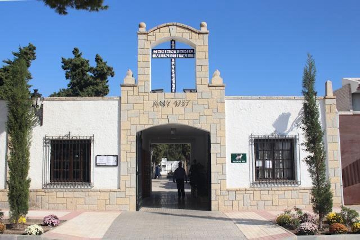 Esquelas.es | Dotan al cementerio de El Campello de un reglamento que permite crear el derecho funerario de enterramientos