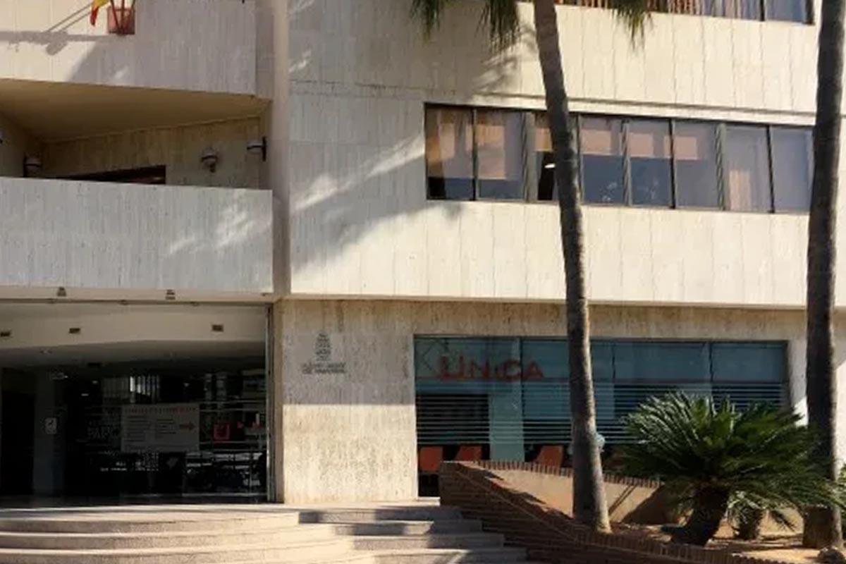 Esquelas.es | Vecinos de Usera y Villaverde llevan su lucha al Ayuntamiento contra el crematorio de la M-40