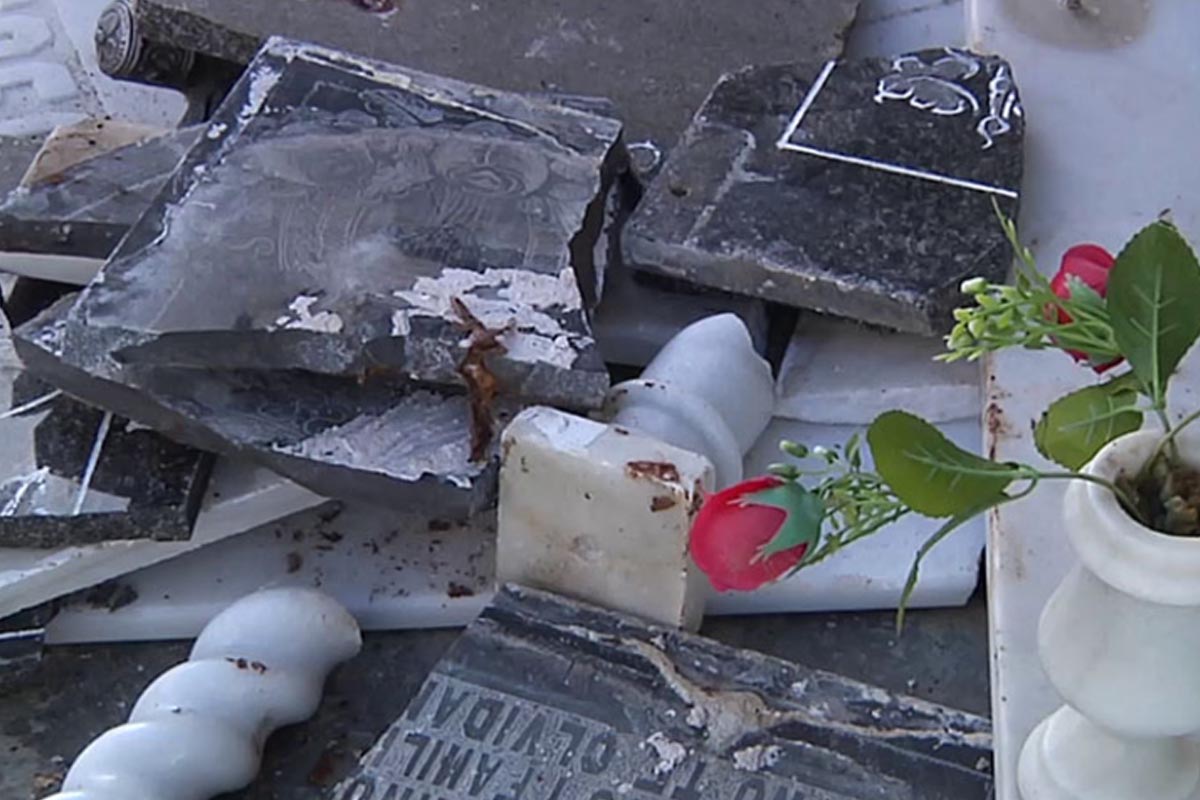 Esquelas.es | El dolor de las familias de Utrera tras los destrozos y la profanacin de tumbas
