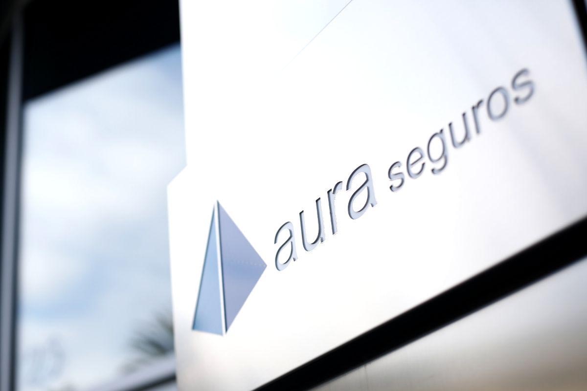 Esquelas.es | Aura Seguros alcanza el medio milln de asegurados y refuerza su liderazgo en seguros personales