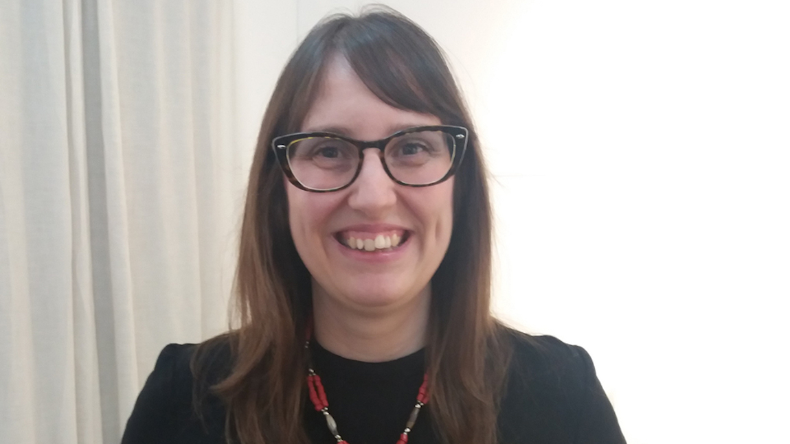 Esquelas.es | Elisa Beneyto, cum laude por su tesis doctoral ‘Els cementeris com a reflex de la societat industrial?