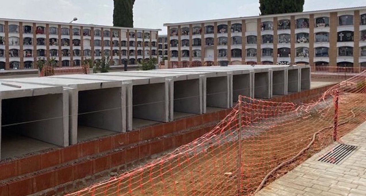 Esquelas.es | El cementerio de Santa Ana, en la localidad de Marmolejo, dispondr de 144 nuevos nichos