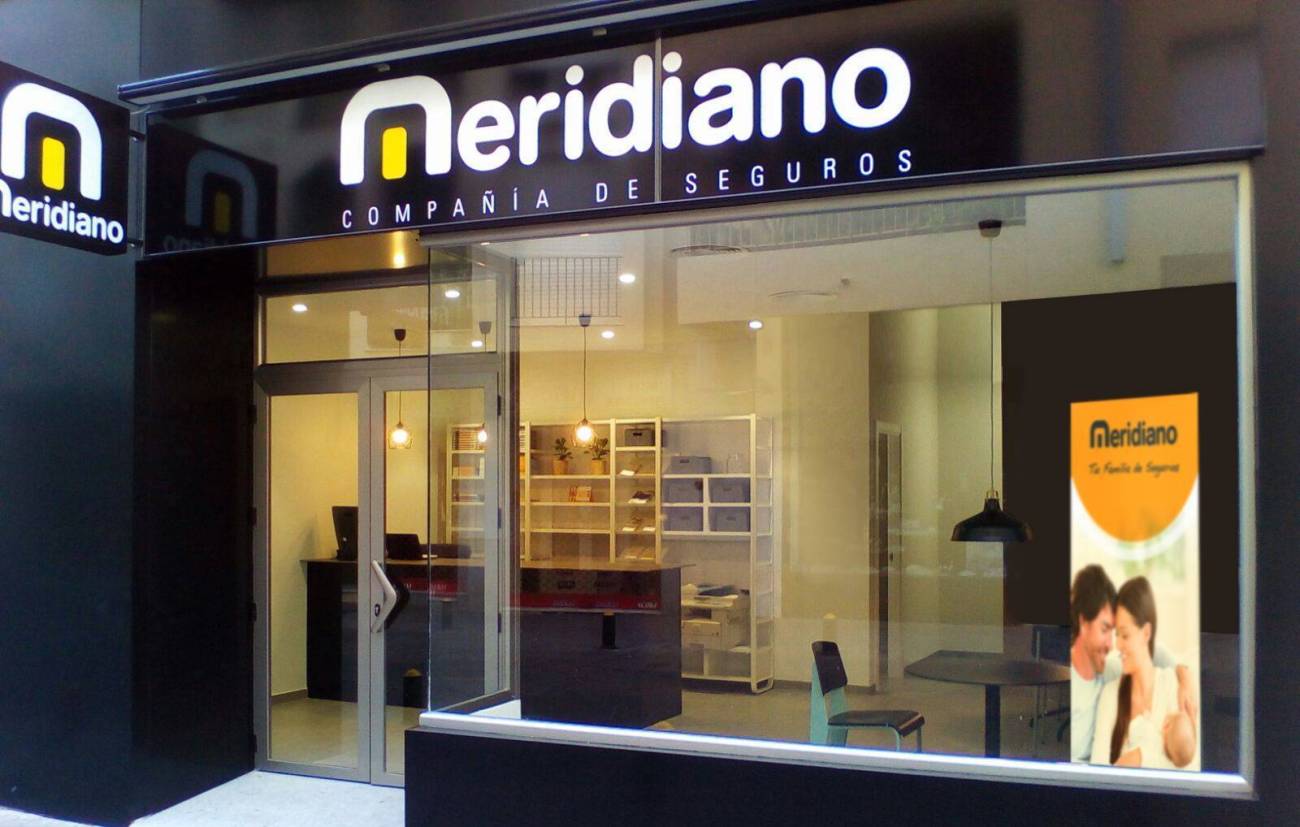 Esquelas.es | Meridiano Seguros ayuda a la isla de La Palma con ms de 7 toneladas de alimentos de primera necesidad