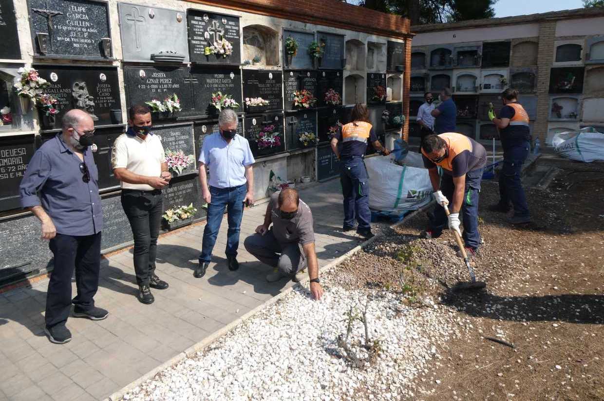 Esquelas.es | Se realizan obras de mejora y acondicionamiento en el cementerio municipal de La Nuca