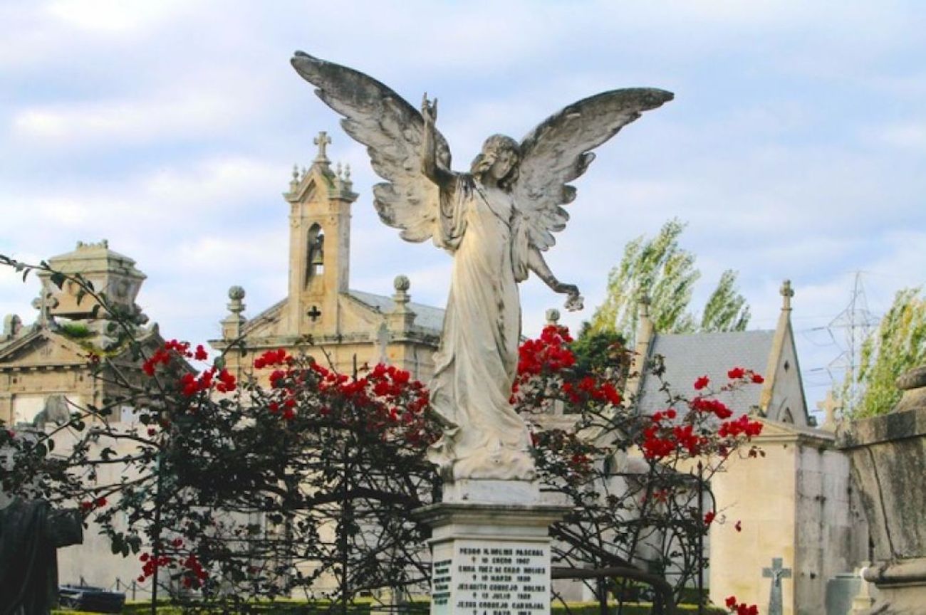 Esquelas.es | El Ayuntamiento de Vigo anuncia nuevas visitas guiadas y teatralizadas por el cementerio de Pereir