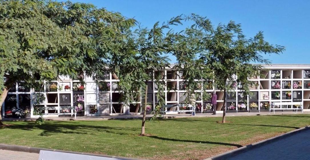 Esquelas.es | Ultiman los trabajos de adecuacin en el cementerio municipal de Vinaroz para el Da de Todos los Santos