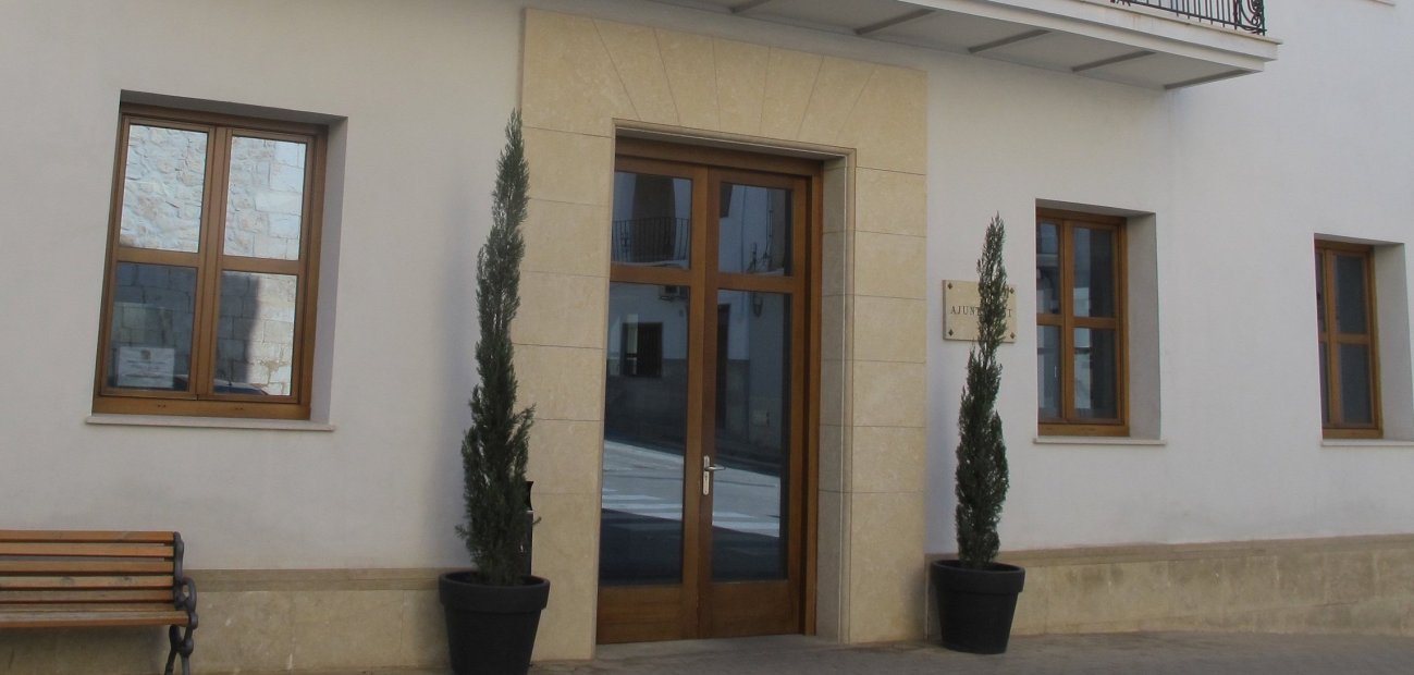 Esquelas.es | El Ayuntamiento de l?Olleria eliminar del ncleo urbano a tanatorios, crematorios y cementerios