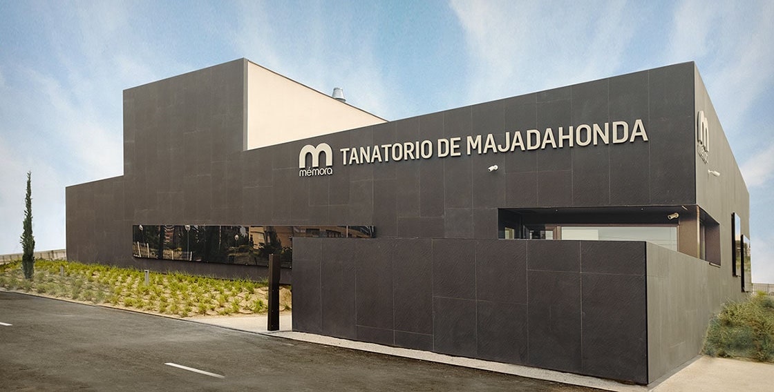 Esquelas.es | Mmora ofrece una experiencia inmersiva a las familias para celebrar despedidas nicas en su nuevo tanatorio de Majadahonda