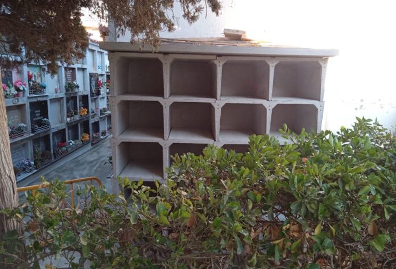 Esquelas.es | Amplan el cementerio de Tossa de Mar con 20 nuevos osarios y 60 columbarios
