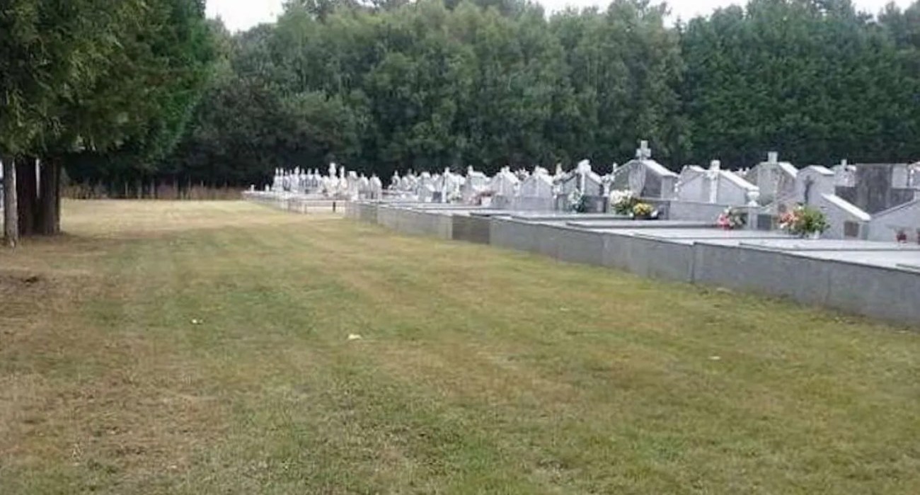 Esquelas.es | El PSOE muestra su desacuerdo con el proyecto de ampliacin del cementerio de A Romea