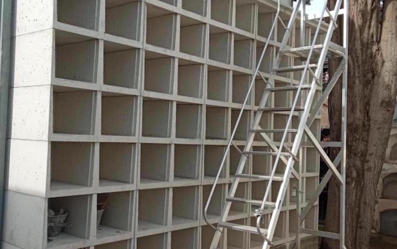 Esquelas.es | El Cabildo Catedral de Barbastro construye 140 columbarios en el cementerio catlico