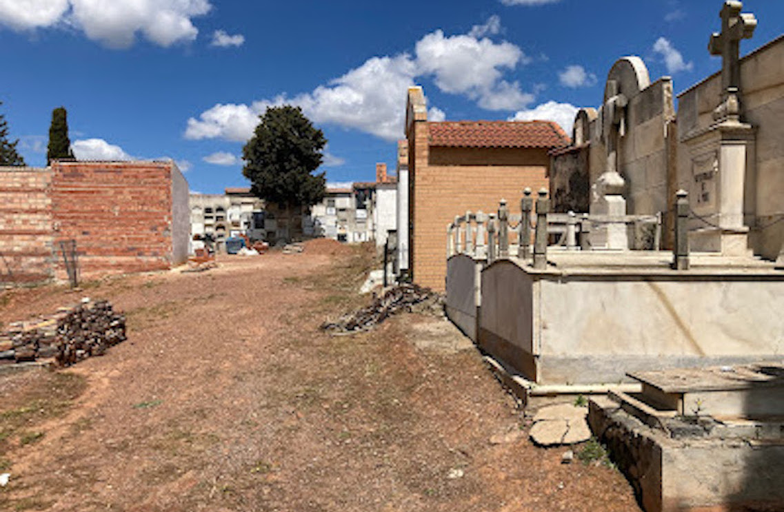 Esquelas.es | Comienzan los trabajos de rehabilitacin en el cementerio francs de Pearroya-Pueblonuevo