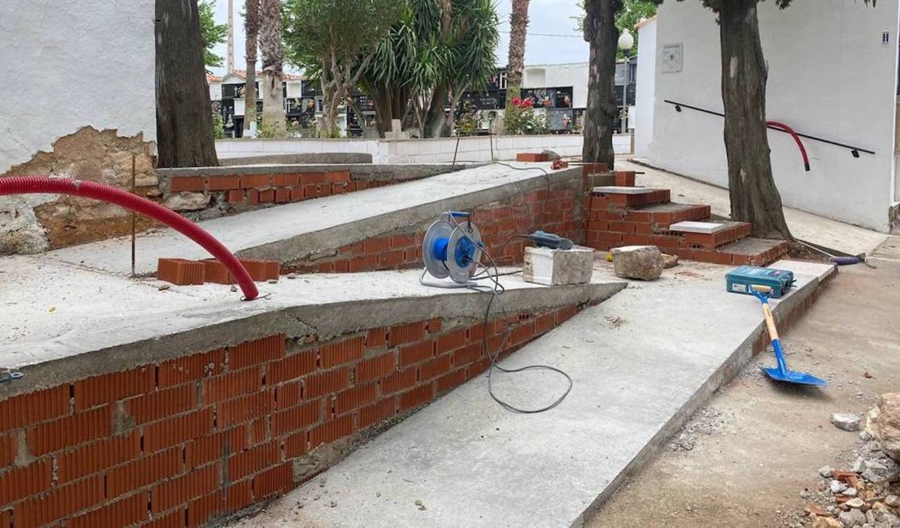 Esquelas.es | Obras de mejora en el cementerio de Clig que facilitarn el acceso a la segunda altura