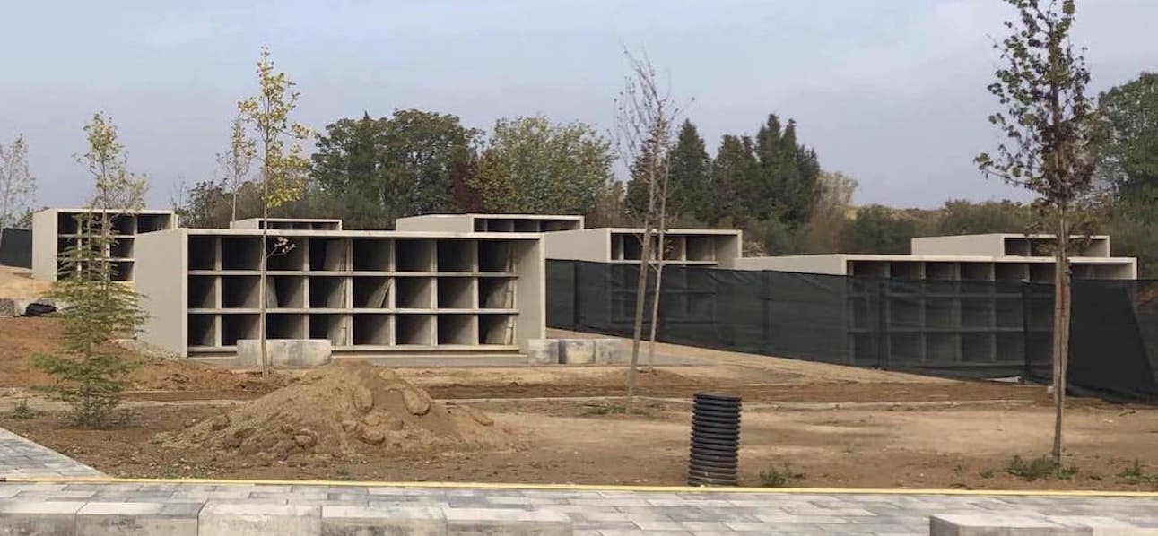 Esquelas.es | Alcarrs licita las obras de saneamiento y pavimentacin de los caminos de acceso al cementerio