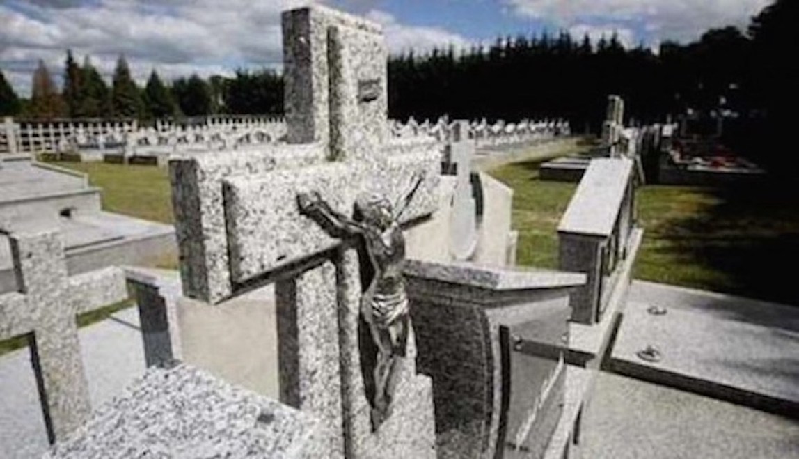 Esquelas.es | Elaborarn varias alternativas para los nuevos nichos en el cementerio de A Romea