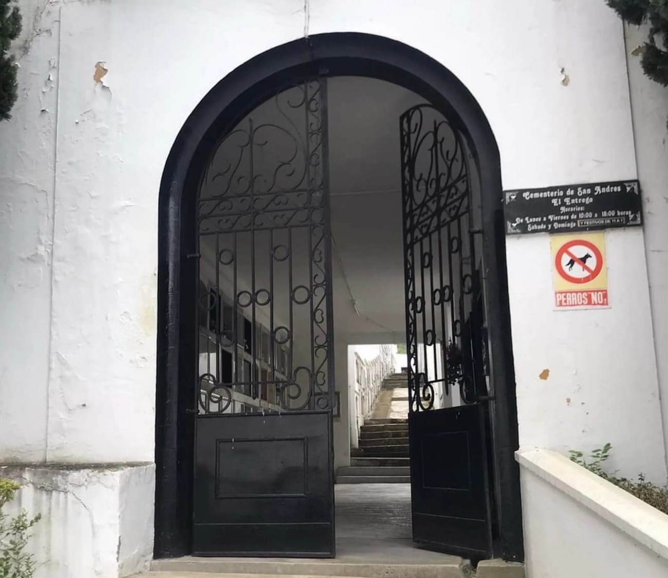Esquelas.es | La asociacin de vecinos ?La Unin? El Entrego, pide al Ayuntamiento que asuma la gestin del cementerio