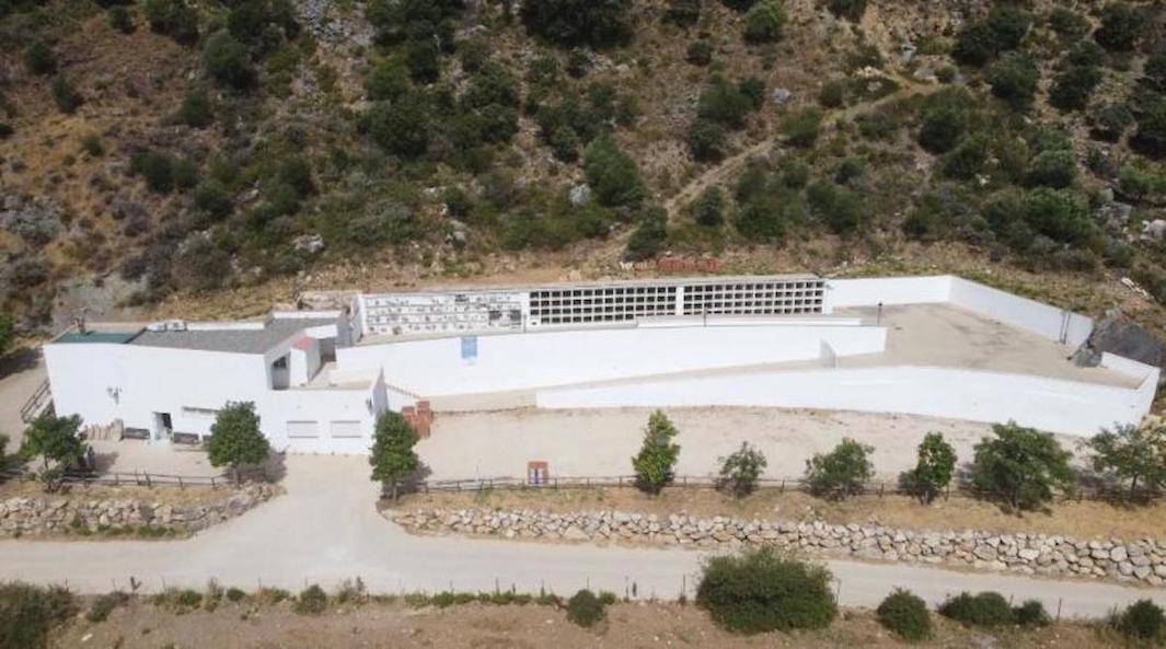 Esquelas.es | Construyen una sala de reposo en el tanatorio municipal ubicado en el cementerio de Algatocn