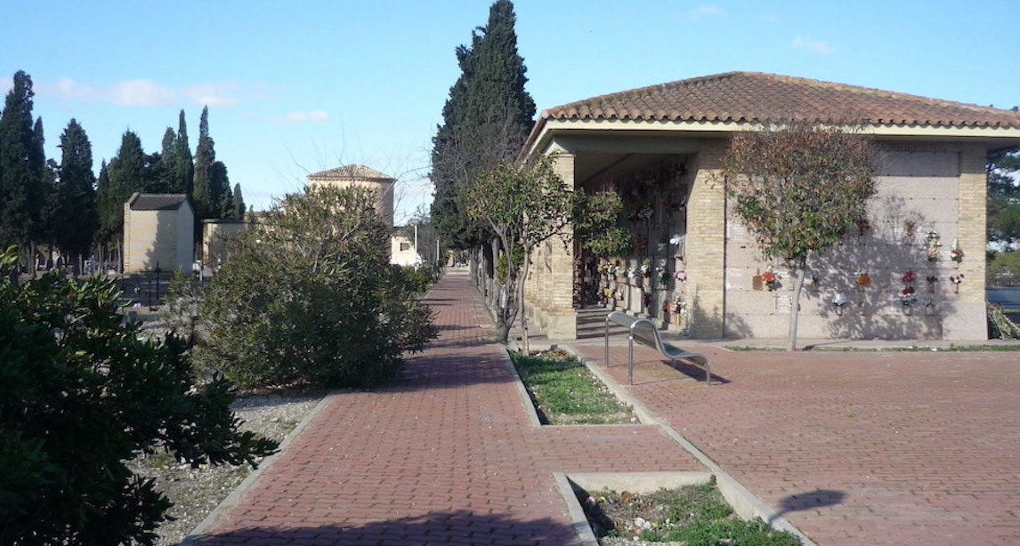 Esquelas.es | La falta de personal obliga a cerrar el cementerio de La Cartuja los fines de semana y festivos