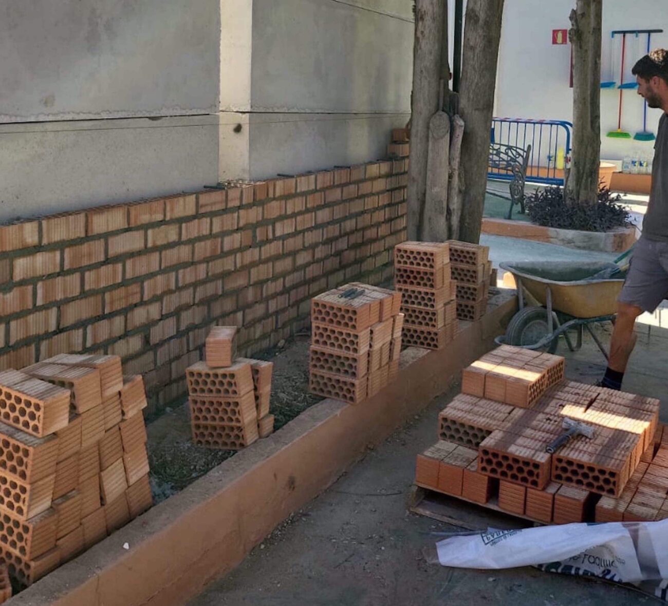 Esquelas.es | Alhaurn de la Torre ejecuta varias obras de mejora en el Cementerio ?Virgen del Carmen?