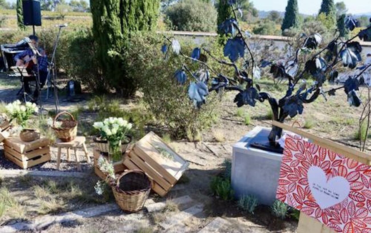 Esquelas.es | Sant Sadurn de Noya inaugura en su cementerio un espacio del recuerdo y duelo a los no nacidos