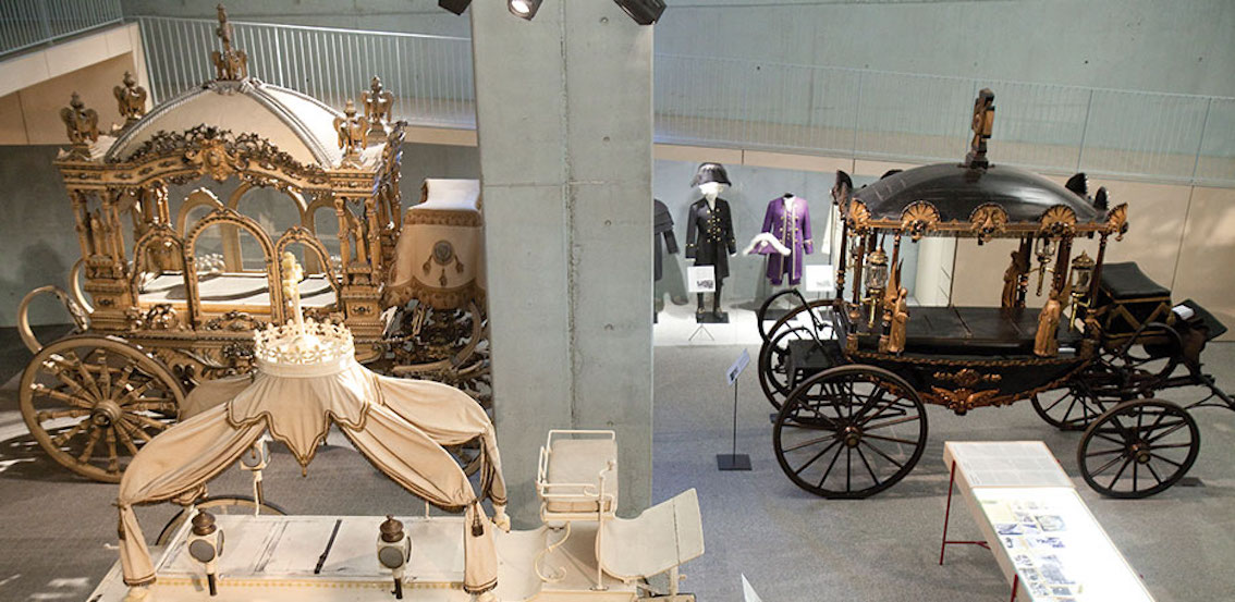 Esquelas.es | La Coleccin de Carrozas Fnebres de Barcelona suponen un valioso patrimonio artstico y cultural