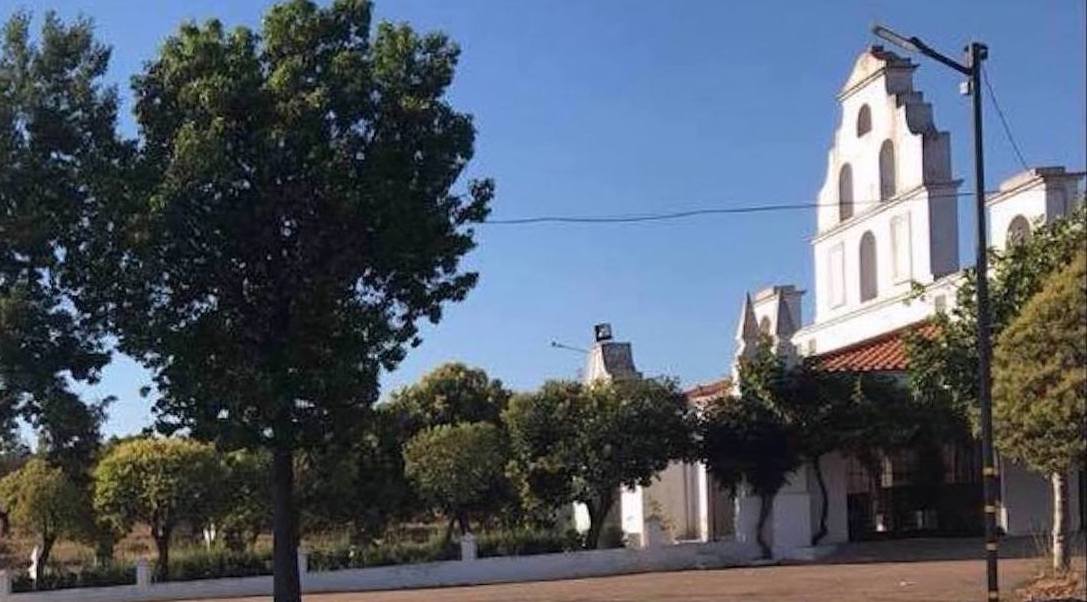 Esquelas.es | El cementerio de Villanueva del Fresno dispone de 64 nuevos nichos prefabricados de hormign