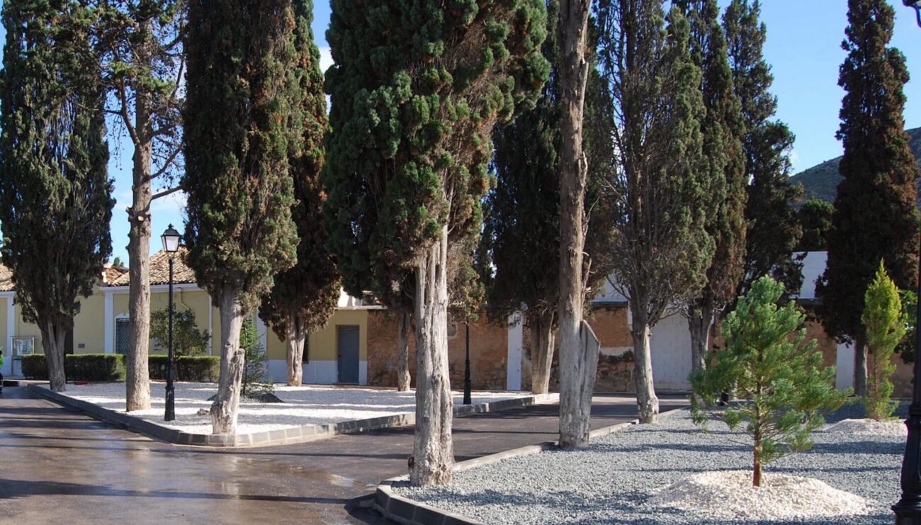 Esquelas.es | Villena prohbe los enterramientos en tierra para evitar que los lixiviados contaminar los acuferos