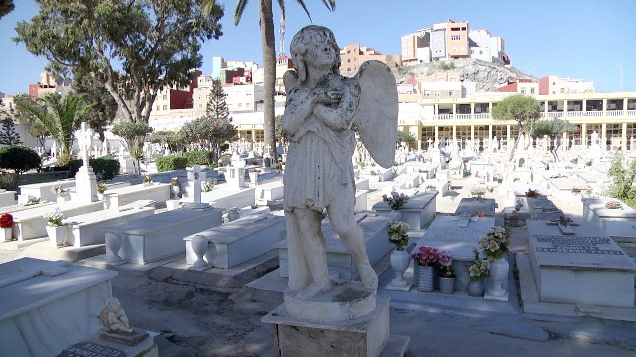 Esquelas.es | La Hermandad de Veteranos de Almera visit el cementerio, los recintos fortificados y el Museo