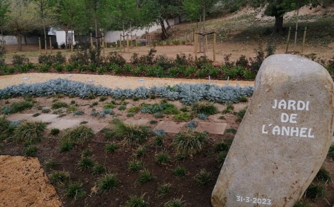 Esquelas.es | Por pavimentacin se cerrar el tanatorio de Pruelles de Sitges del 19 al 26 de junio, darn servicio en Garraf