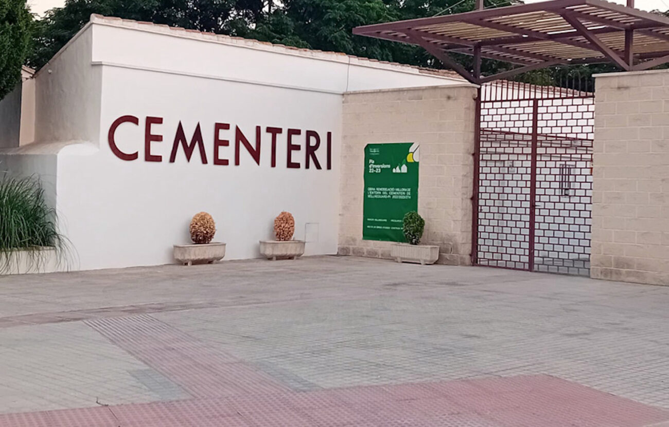 Esquelas.es | [BREVES] Usuarios denuncian suciedad en el cementerio // Bellresguard remodela el acceso al camposanto