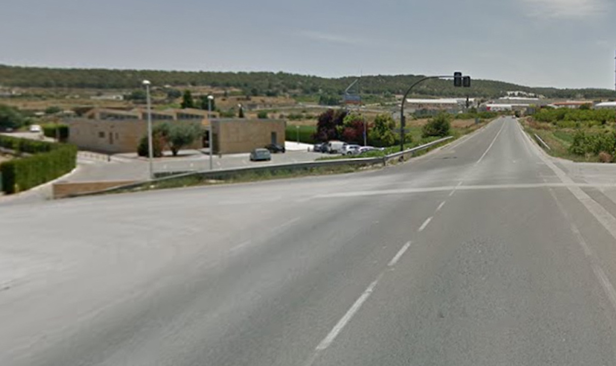 Esquelas.es | Inicio de las obras de construccin de una rotonda en el cruce del tanatorio de Caravaca de la Cruz
