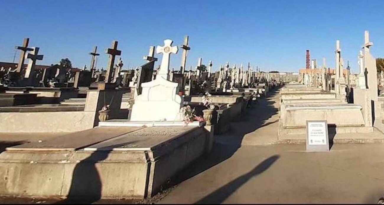 Esquelas.es | El PSOE le dice a la nueva presidenta que han perdido el documento del padrn del cementerio de San Andrs