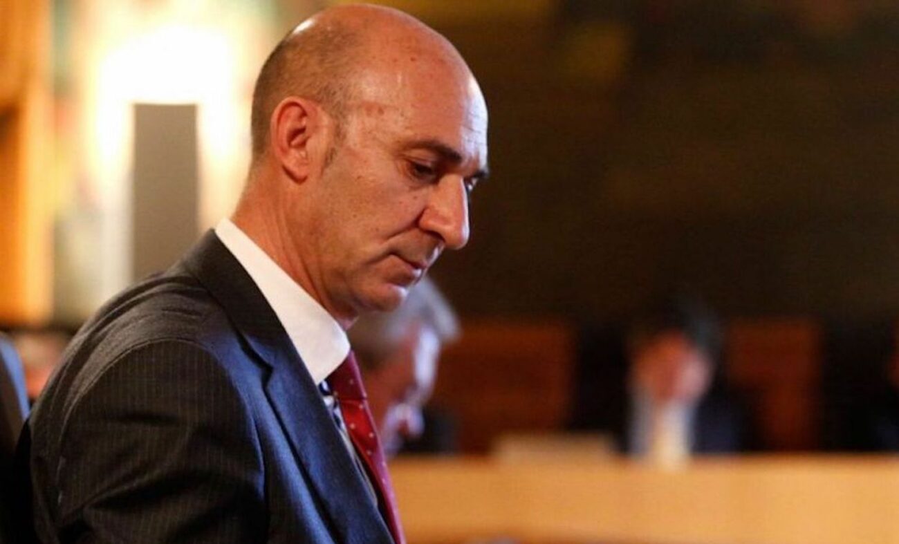 Esquelas.es | Juan Carlos Fernndez finaliz su encierro simblico de cinco horas en el cementerio de San Andrs
