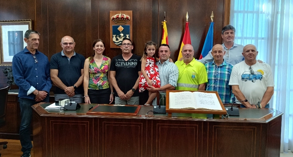 Esquelas.es | Toman posesin de su cargo como funcionarios del Ayuntamiento de Villajoyosa 5 peones del cementerio