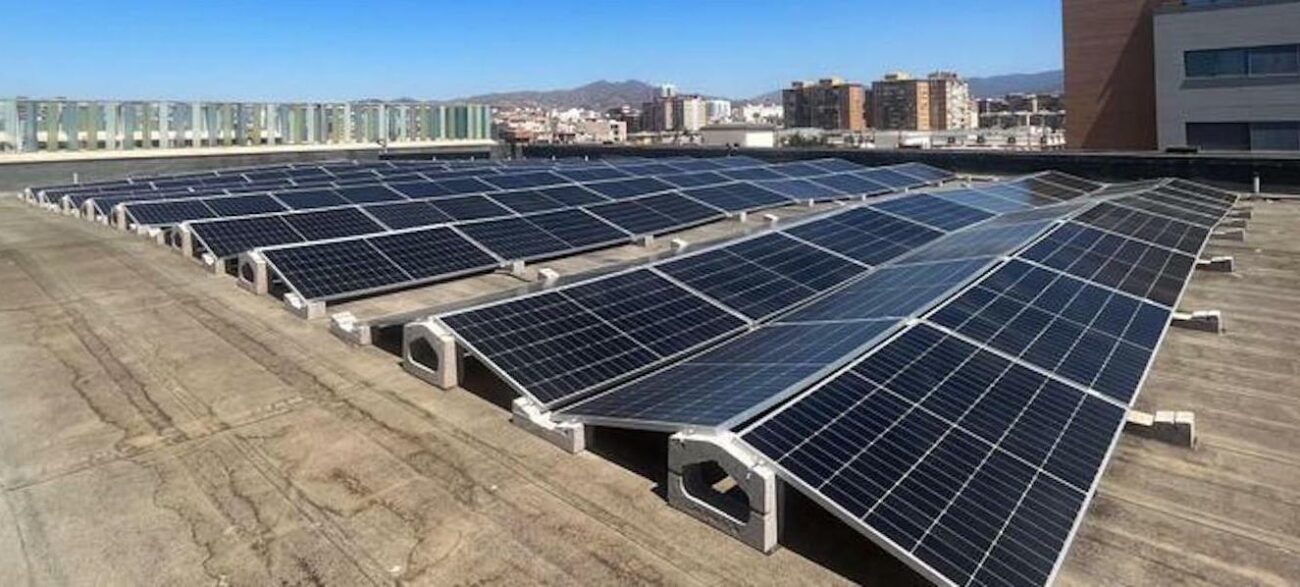 Esquelas.es | El cementerio de San Gabriel de Mlaga activa el mayor parque solar inyectado a la red para el complejo funerario