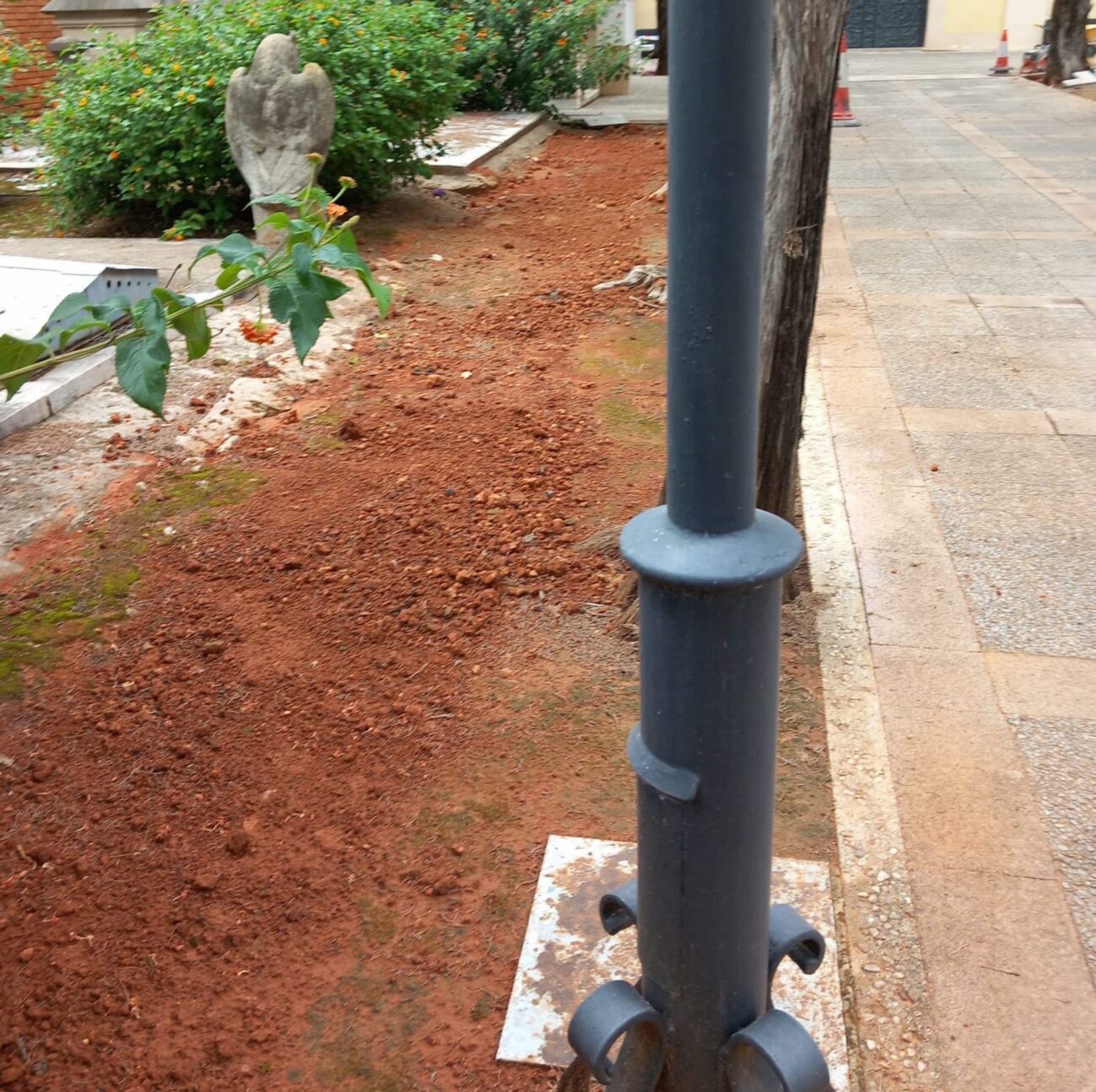 Esquelas.es | Renuevan una parte de la red de agua potable de la zona vieja del cementerio municipal de Alcira