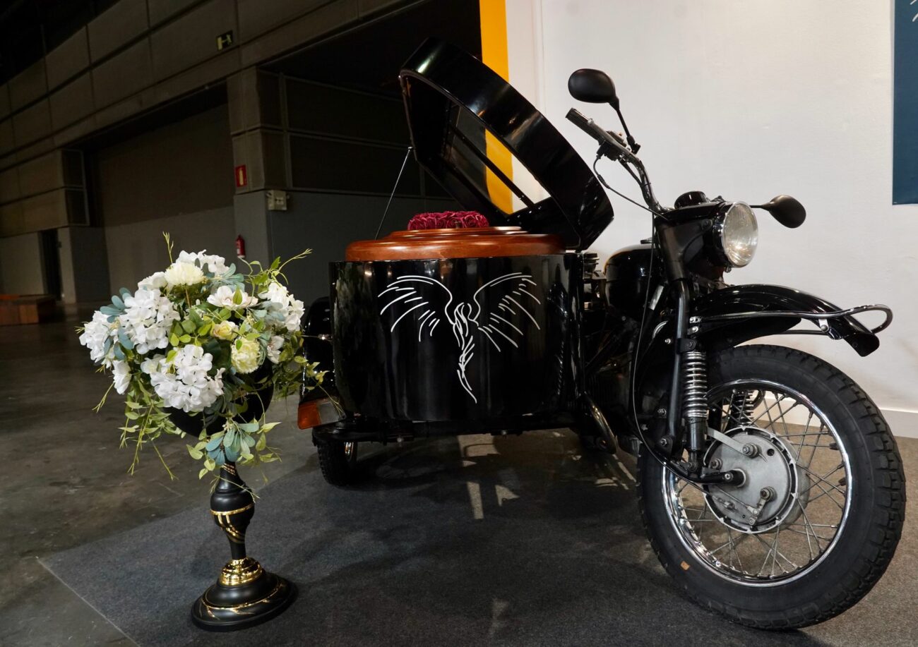 Esquelas.es | Funermostra cierra su primera jornada poniendo el foco en el suicidio, el reciclaje y la sostenibilidad