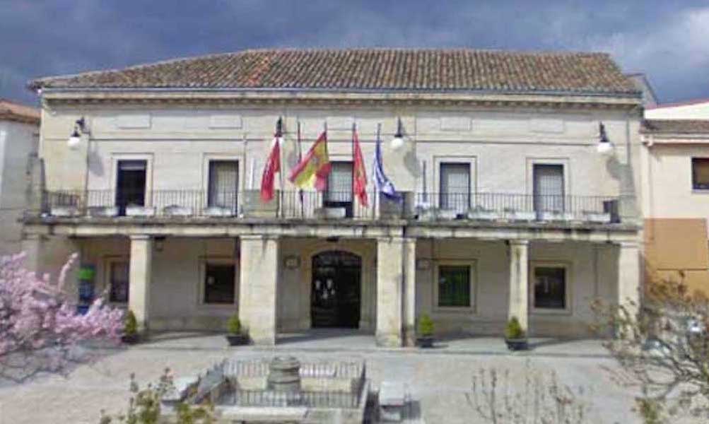 Esquelas.es | Arenas de San Pedro adjudica las obras de pavimentacin del paseo al cementerio municipal