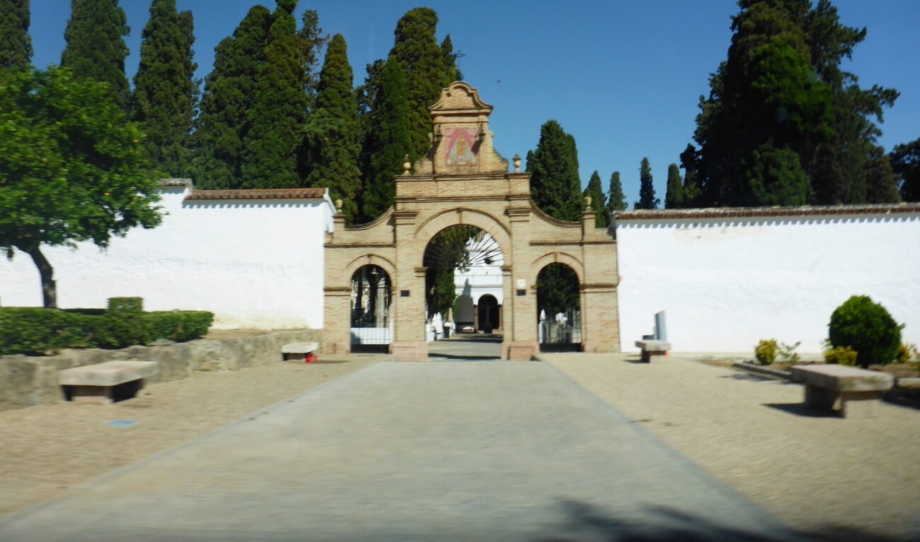 Esquelas.es | Antequera adjudica las obras de ampliacin del cementerio con la construccin de 144 nuevos nichos