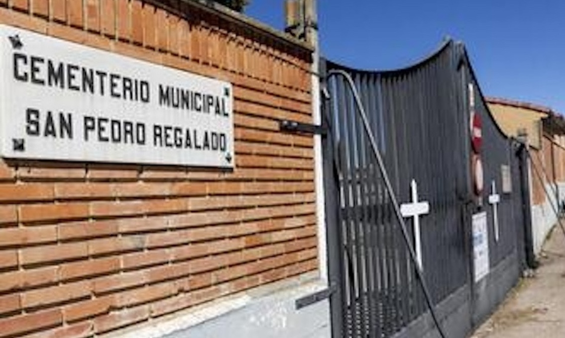 Esquelas.es | El Ayuntamiento no resuelve la falta de operarios en el cementerio de San Pedro Regalado